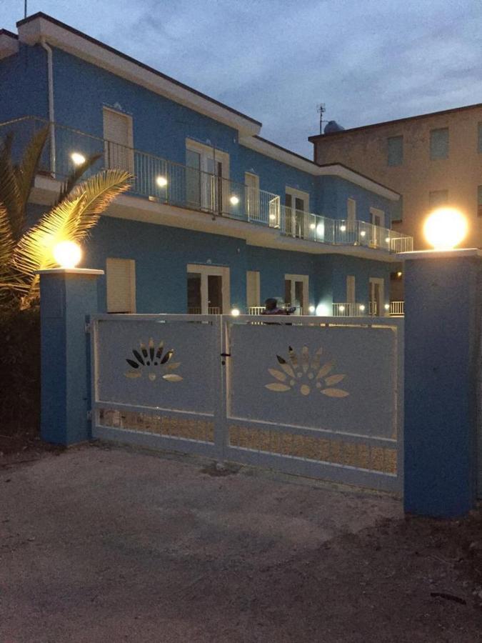 Virgola Zero Holiday Beach Apartment ปอร์โต โปเตนซา ปีเชนา ภายนอก รูปภาพ
