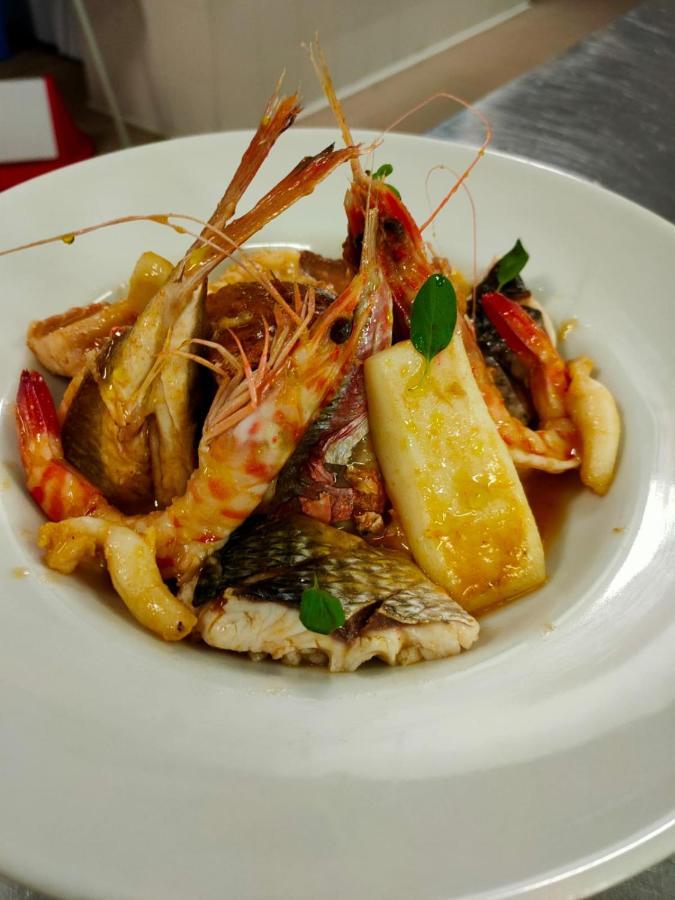 Virgola Zero Holiday Beach Apartment ปอร์โต โปเตนซา ปีเชนา ภายนอก รูปภาพ